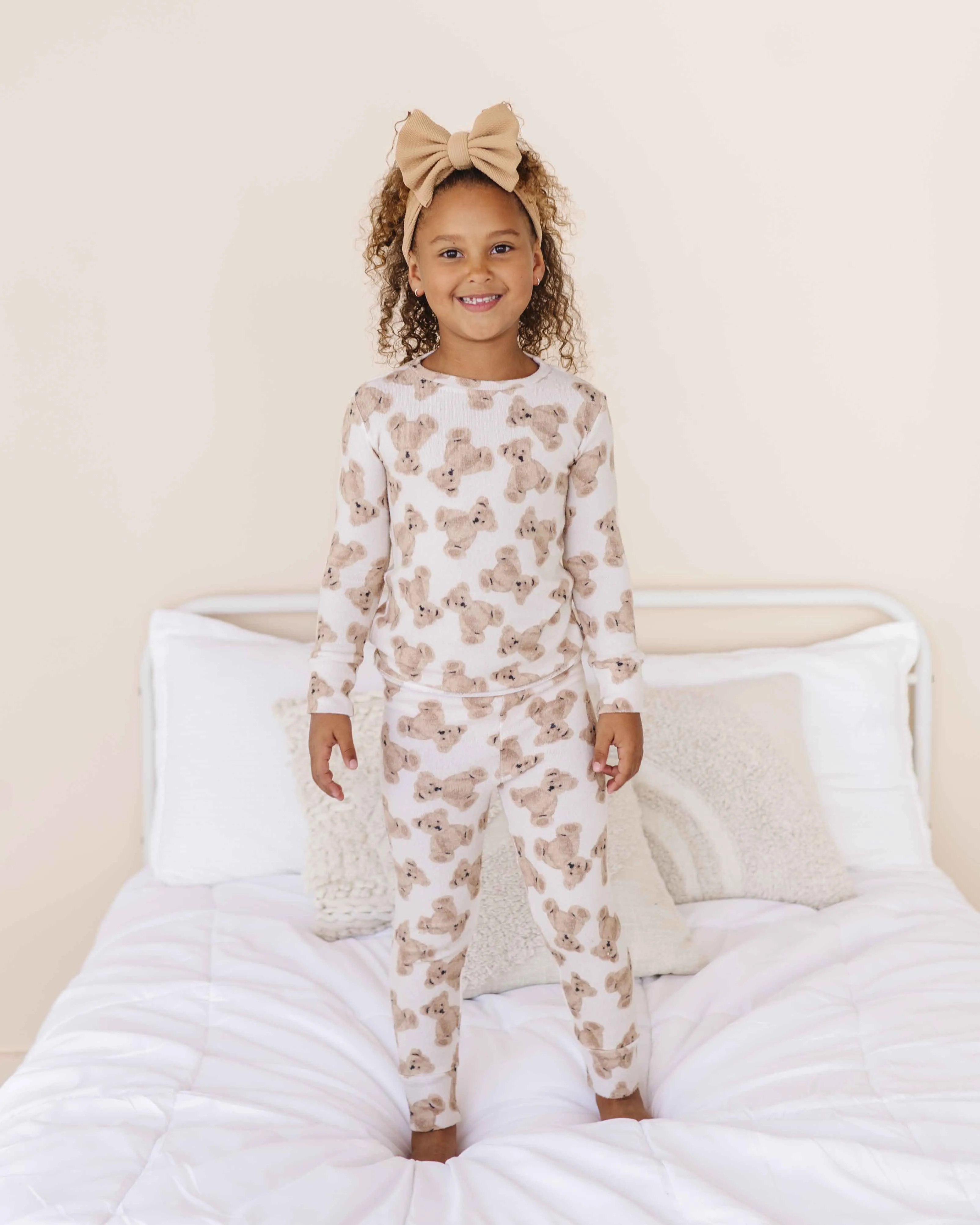 Bear Hugs Two-Piece Pajama Set - Cloud Plush Bamboo