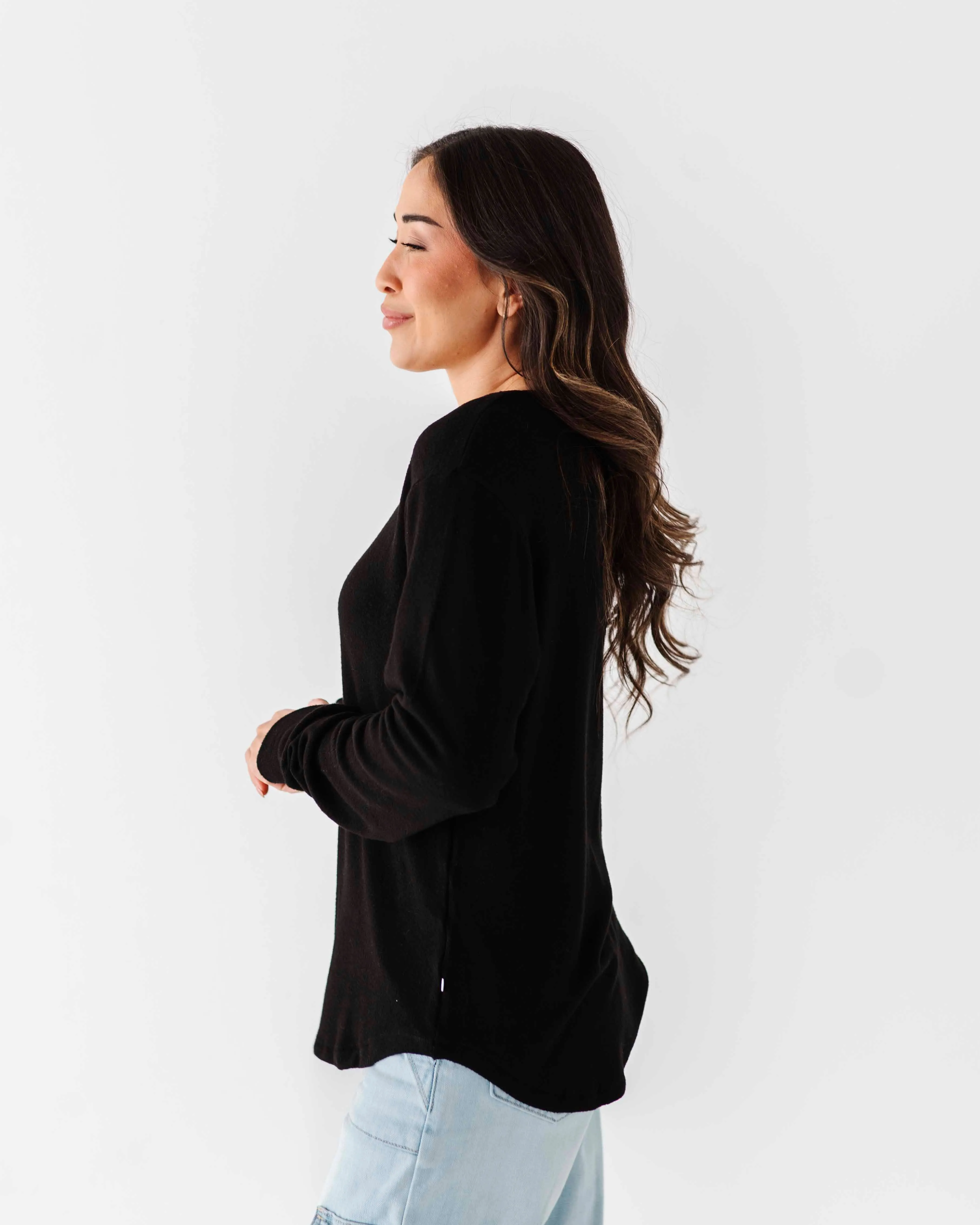 Black Women's Long Sleeve Top - Cloud Plush Bamboo