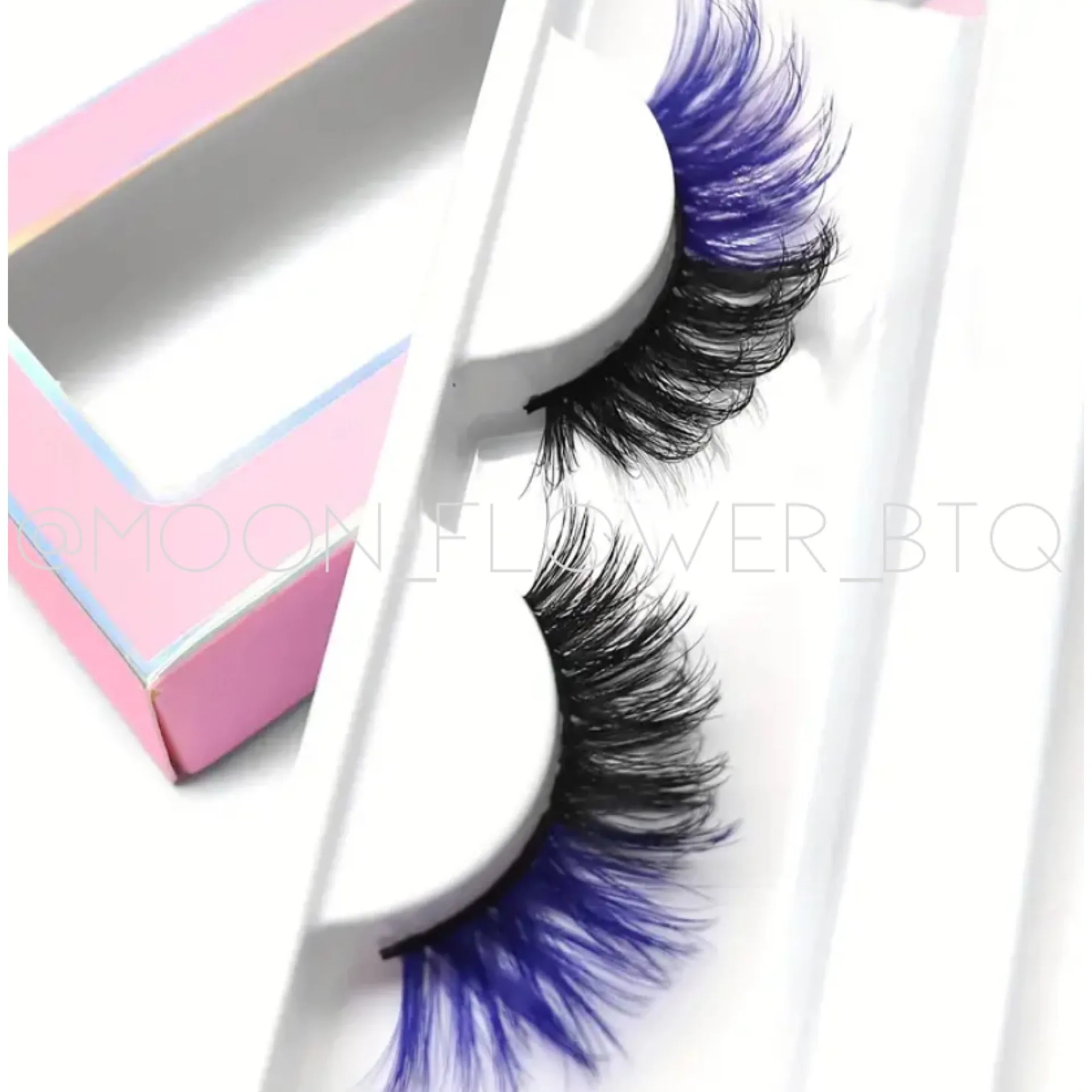 Blue Black Fluffy Wispy Cat Eye False Eyelashes