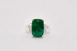 Emerald Premium Gemstone Oblong Ring